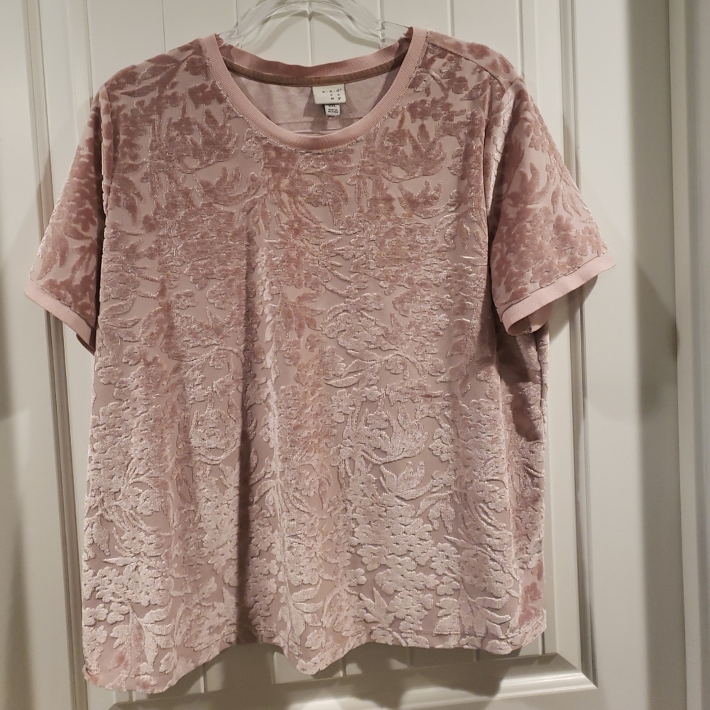 Pink Crushed Velvet Top 2XL, Short Sleeves, Comfy - Picture 7 of 8